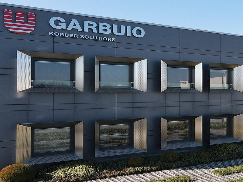 Garbuio Dickinson